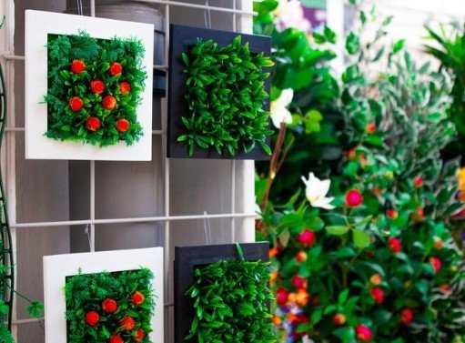 Best Artificial Vertical Wall Dealers in Delhi